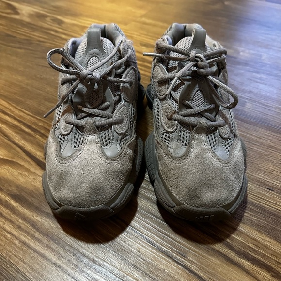 adidas Yeezy 500 Taupe Light GX3607  Size 6.5  Authentic